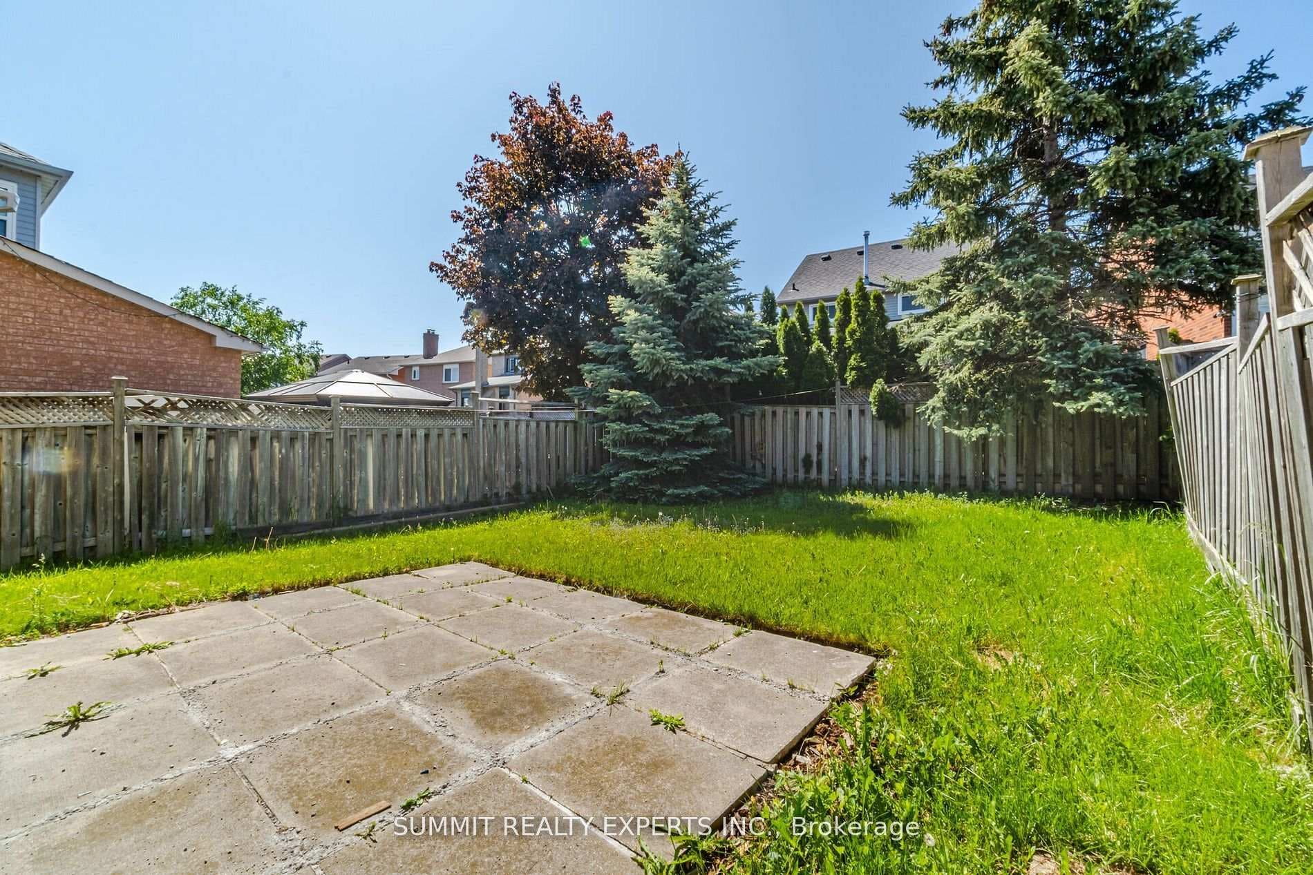 79 Rocky Mountain Crescent photo 43