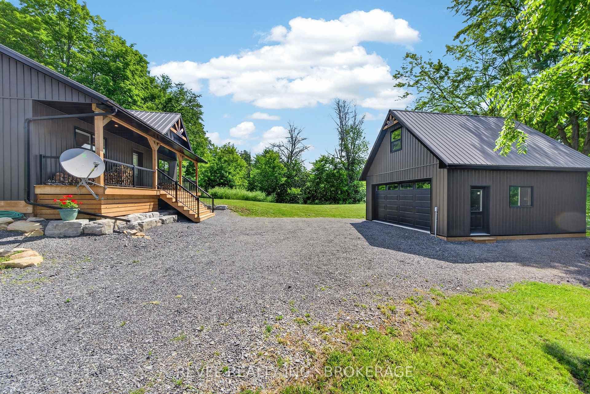 106 Long Point Road photo 5