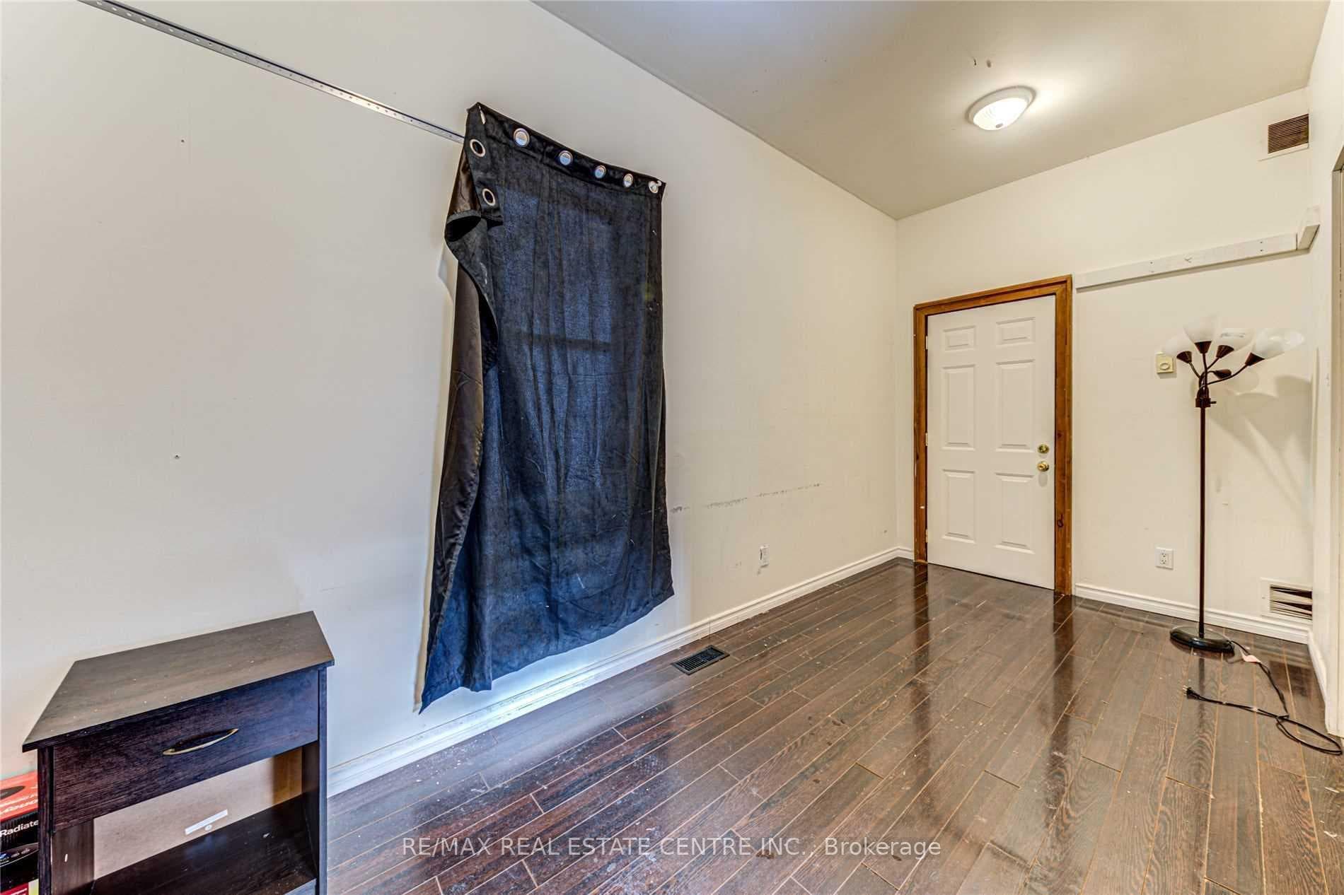 293 Broadway N/A photo 21
