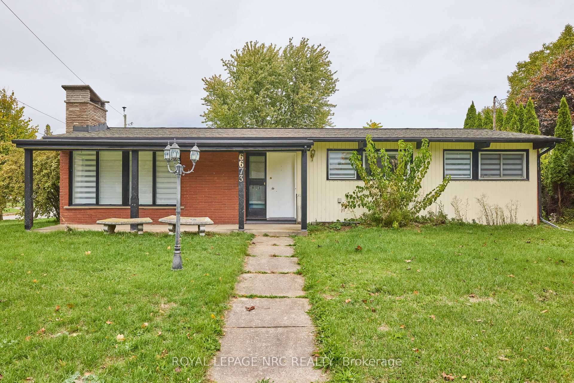 6673 Huggins Street photo 1