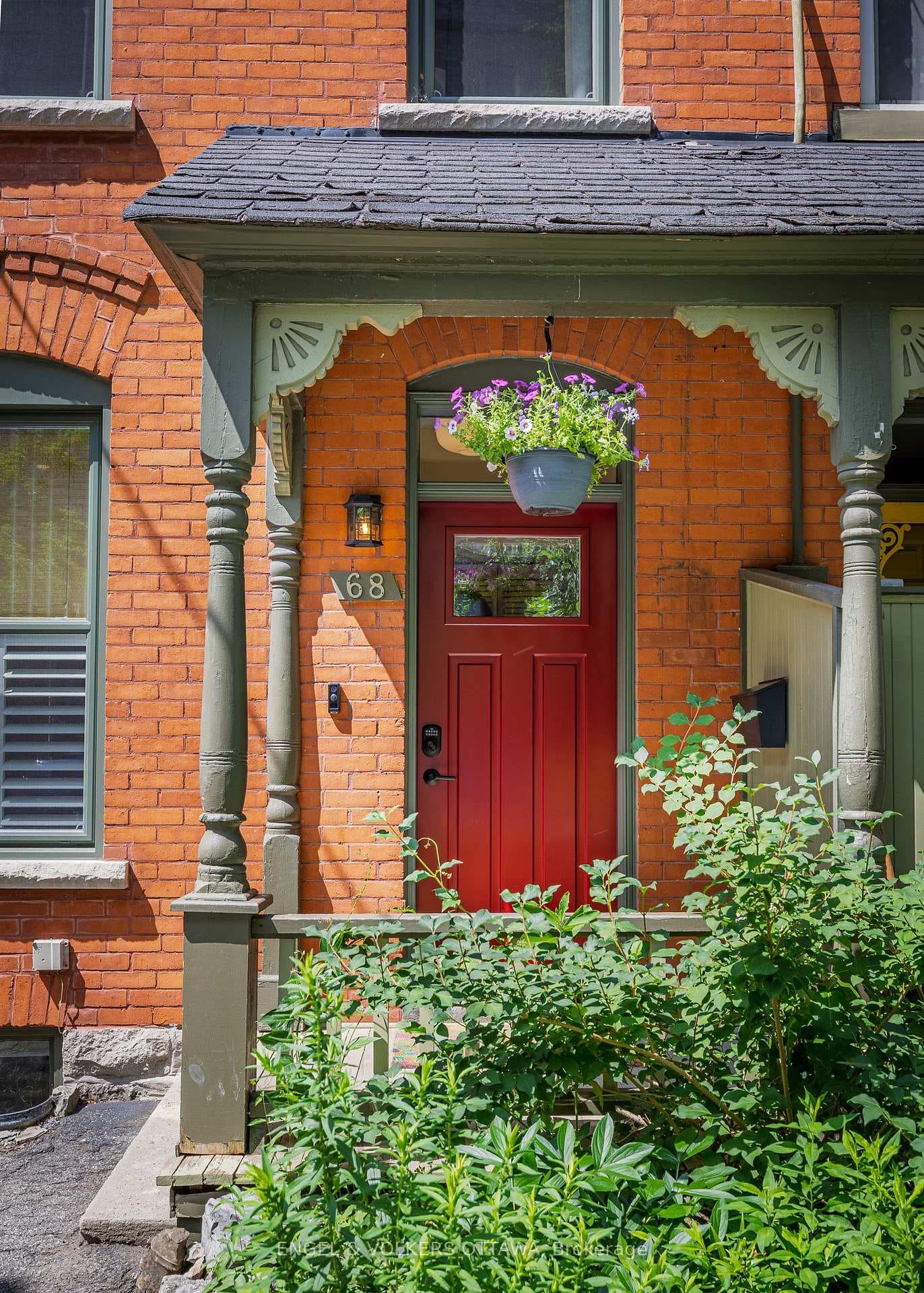 68 Upper Lorne Place photo 4