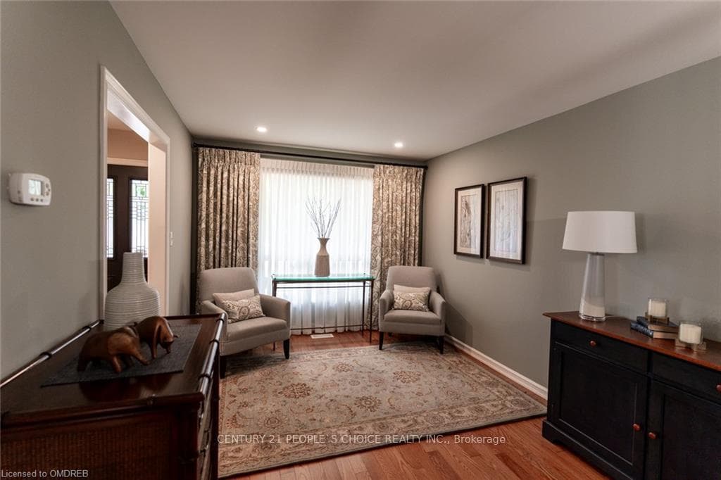 18 Buchanan Crescent photo 5