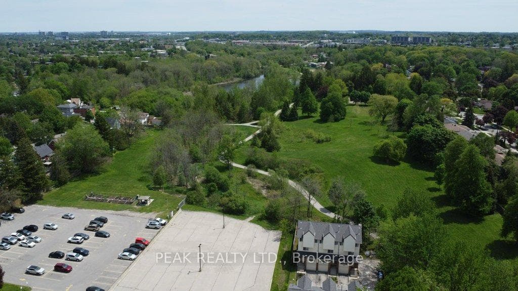 1085 Queens Boulevard Unit 13 photo 26