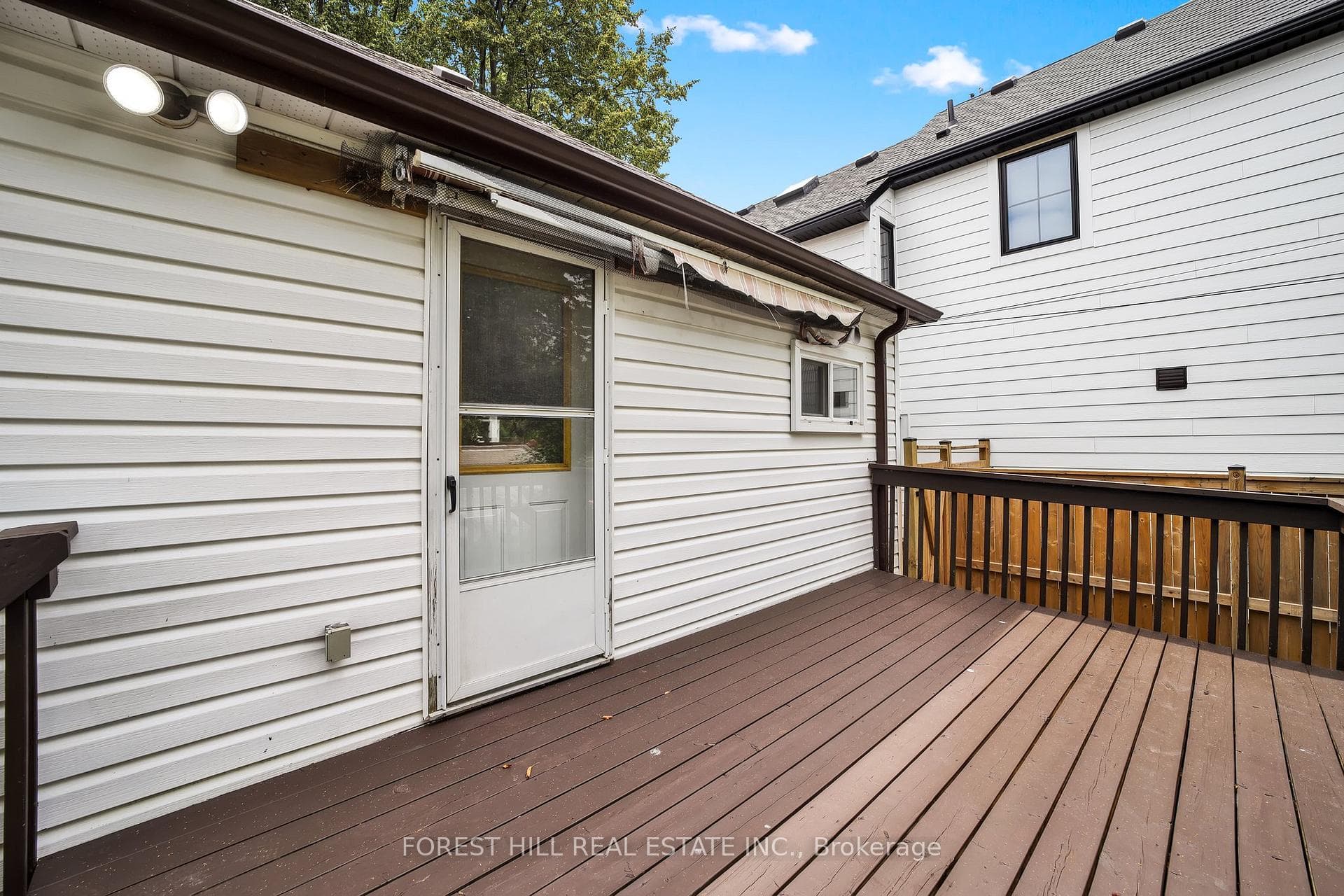 4 Willingdon Avenue photo 29