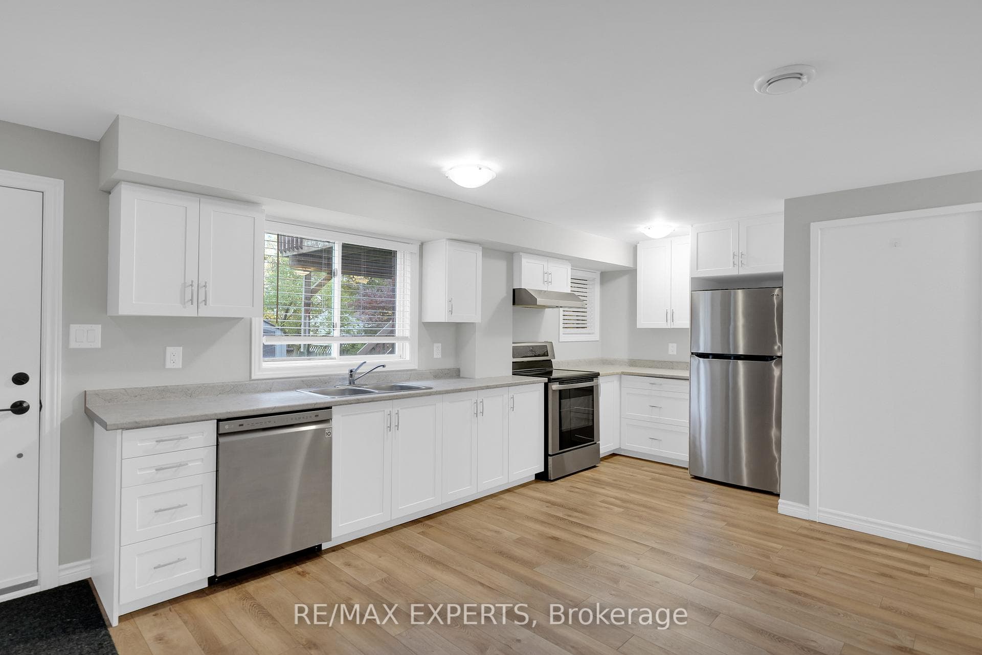 157 Shirley Avenue Unit LOWER photo 8