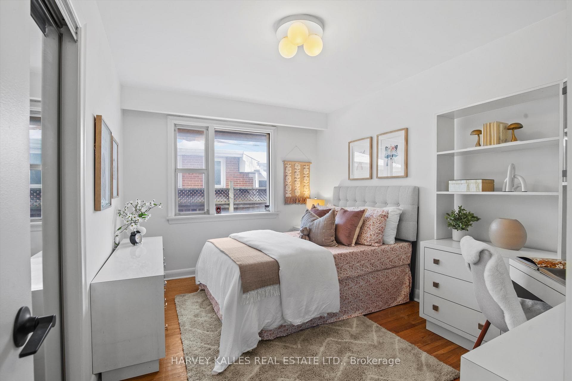 121 Hove Street photo 25