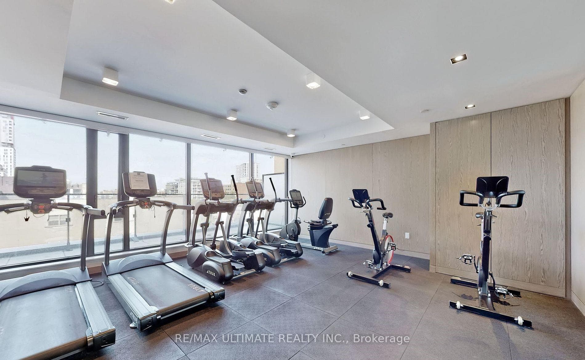 215 Queen Street Unit 1407 photo 18