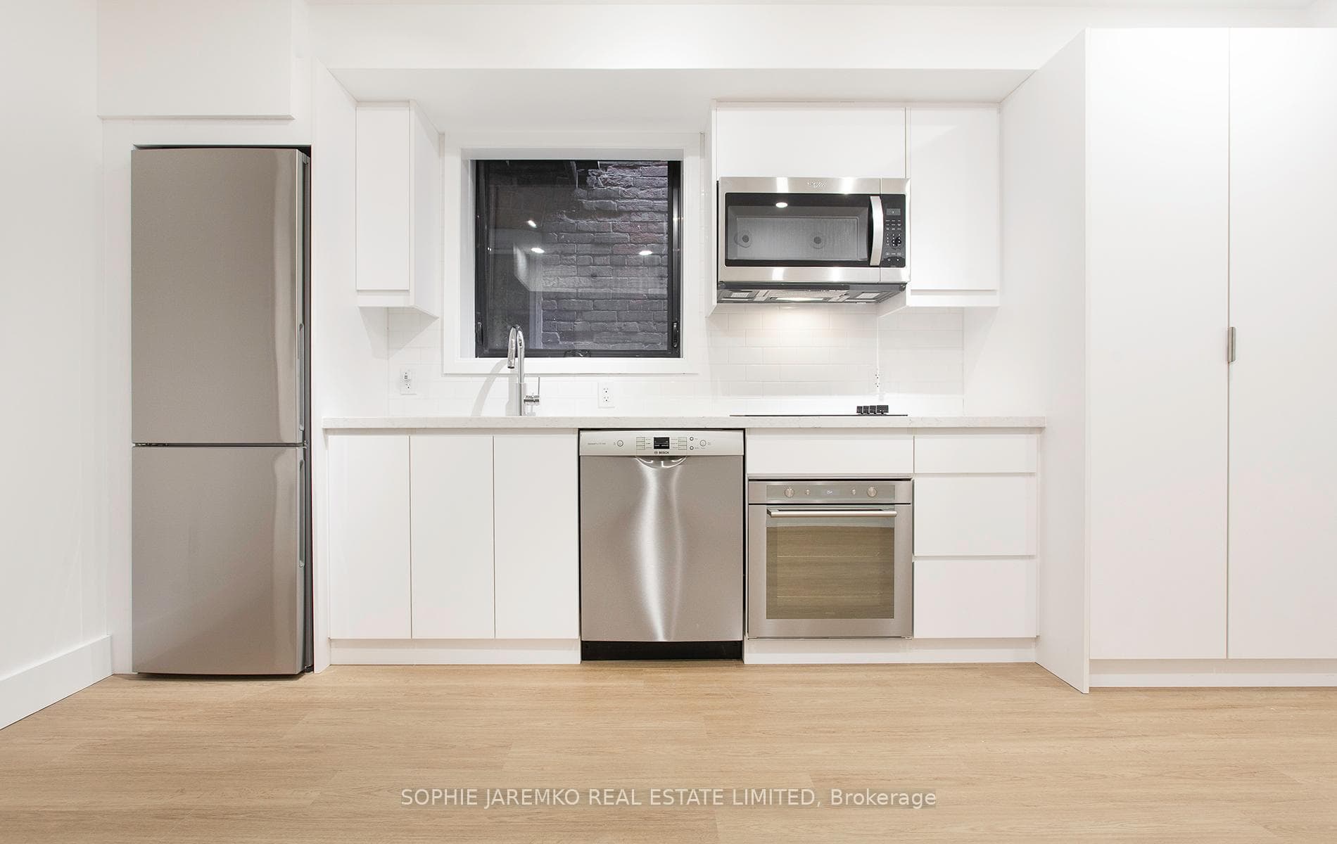 415 Roncesvalles Avenue Unit 2 photo 5