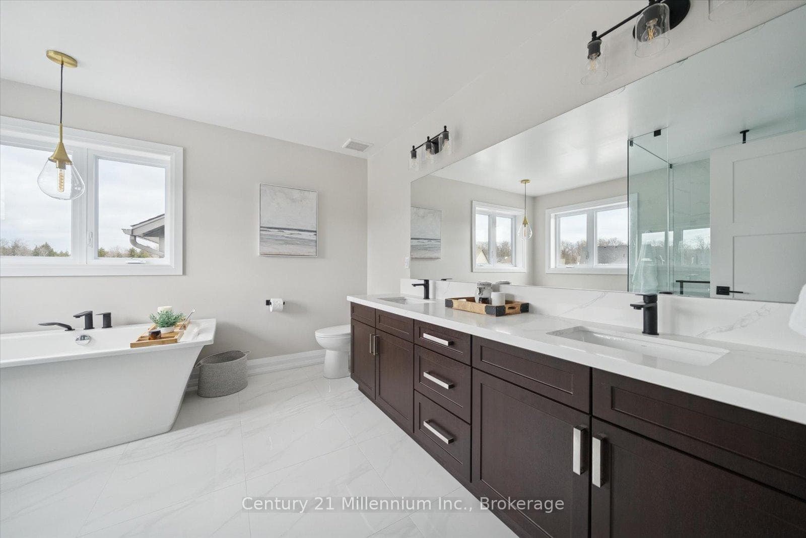 14 Spencer Street photo 19