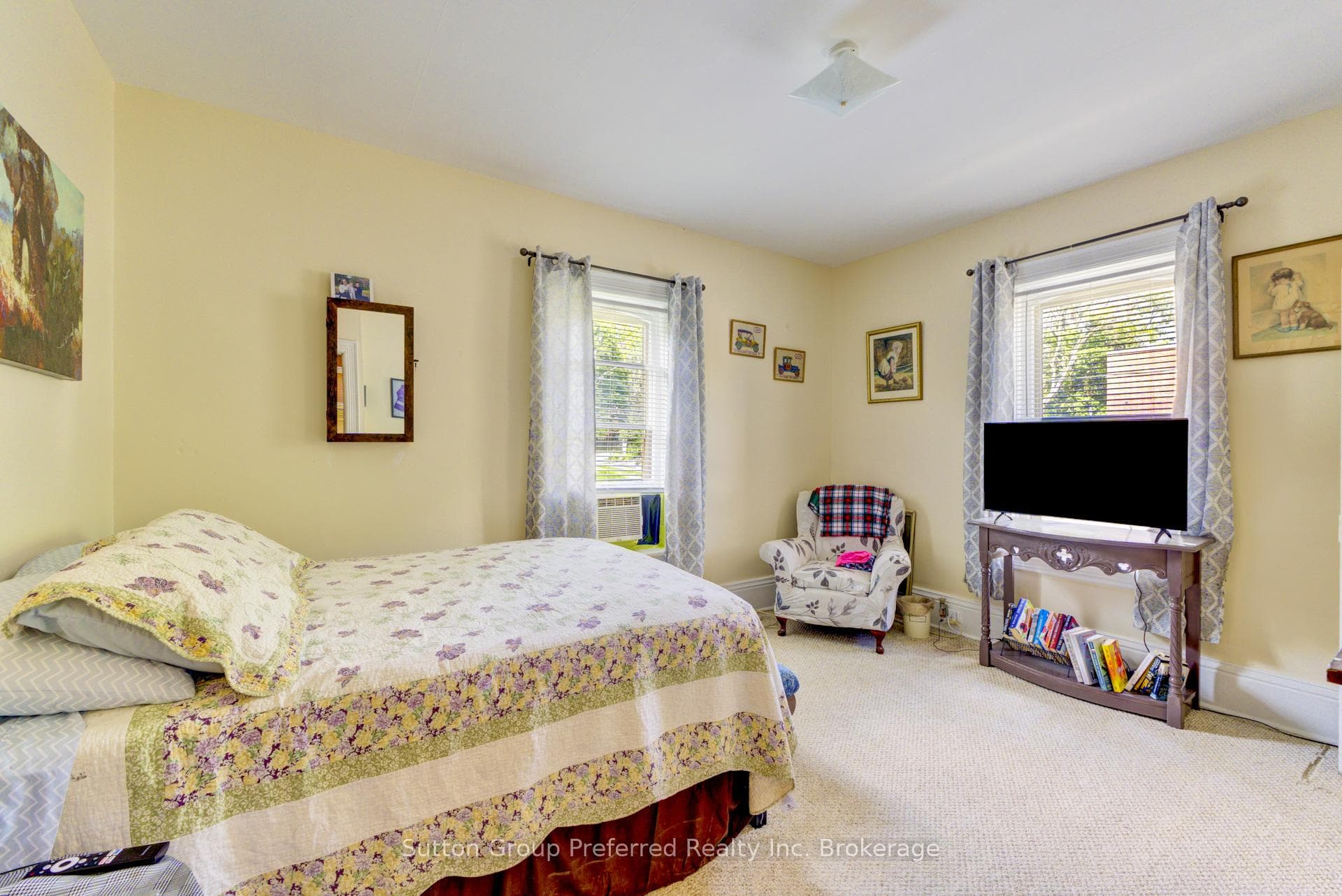 Unit A primary bedroom
