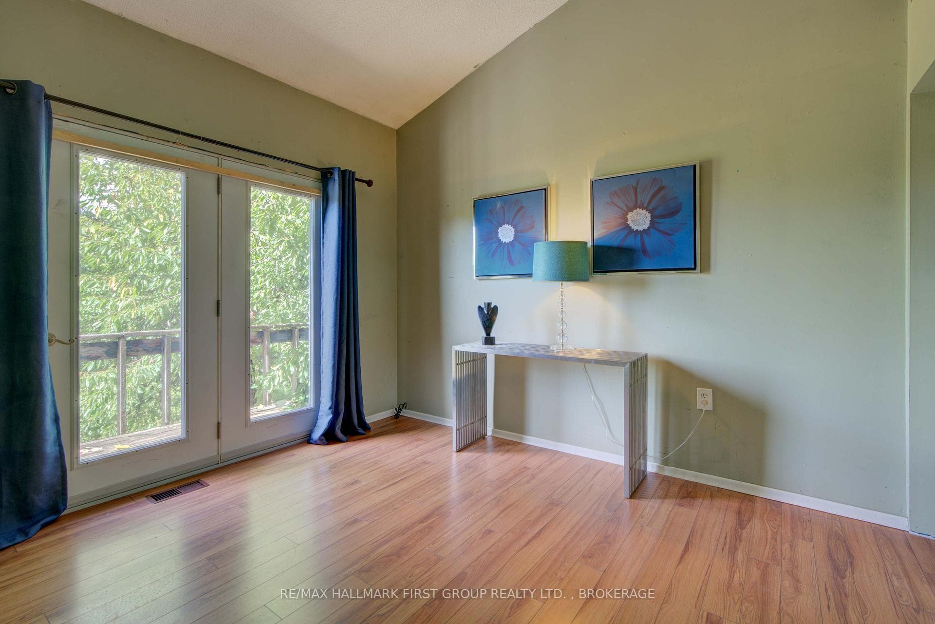 659 Moira Road photo 23