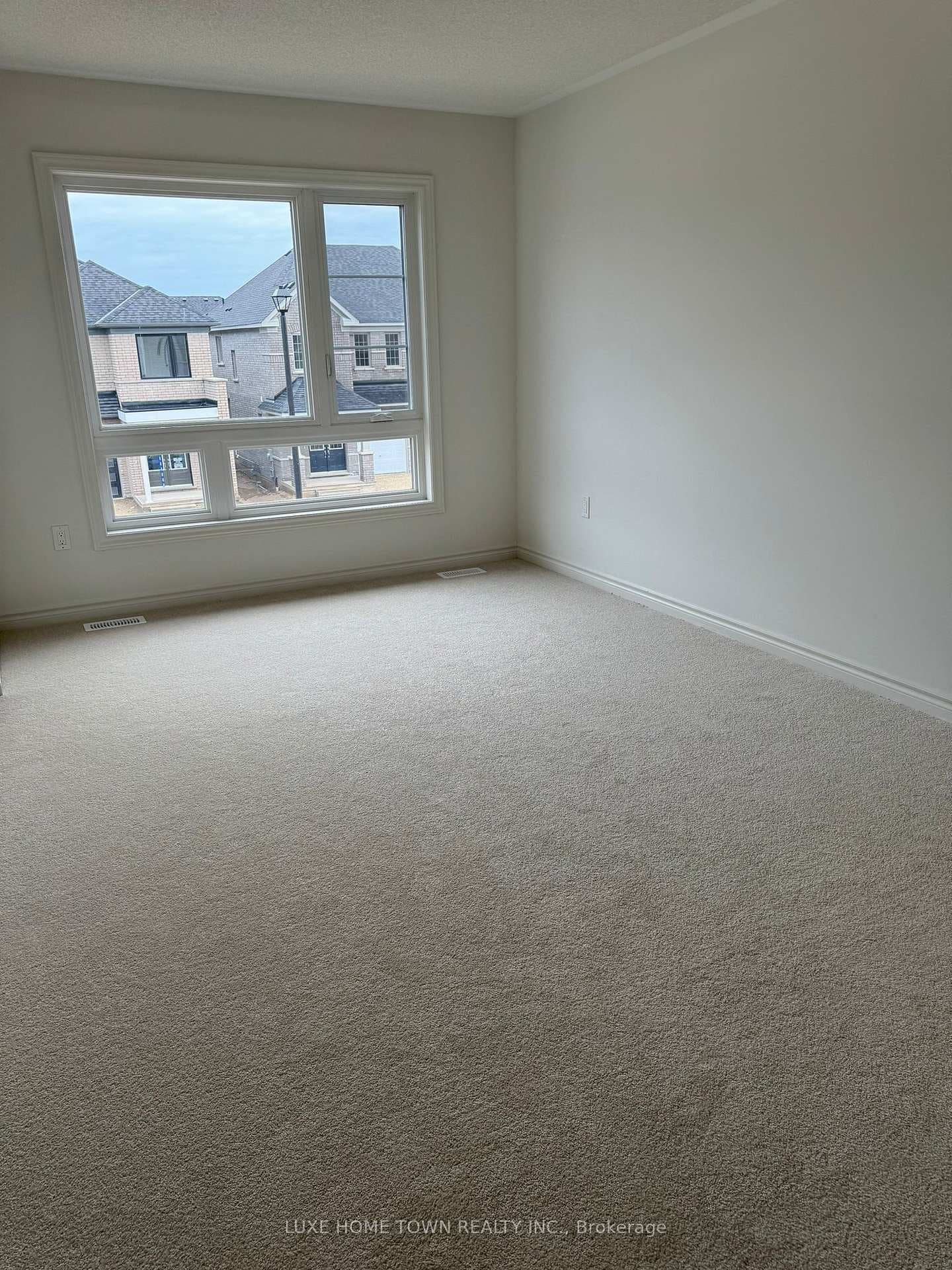 76 Prest Way photo 8
