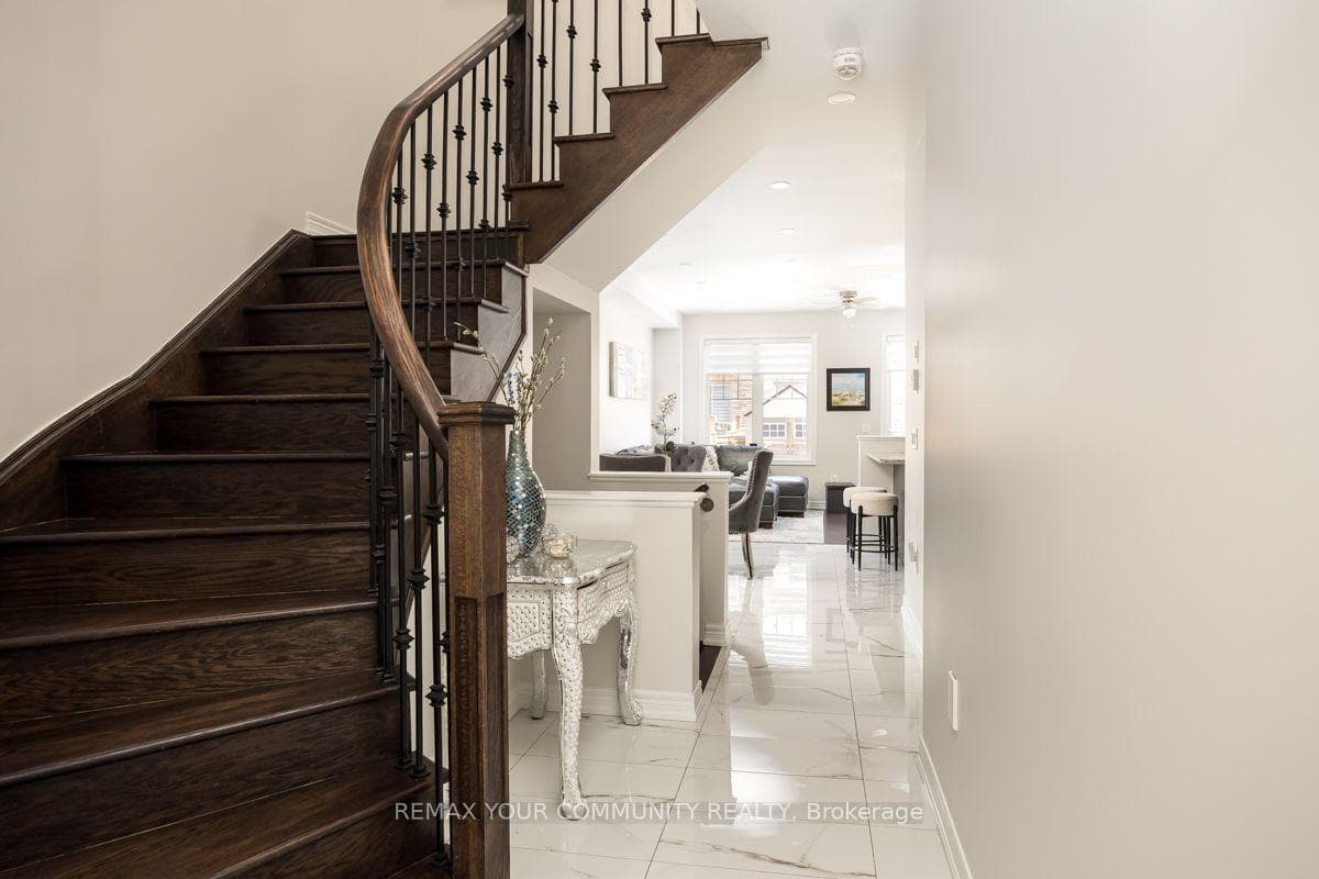 57 Davenfield Circle photo 6