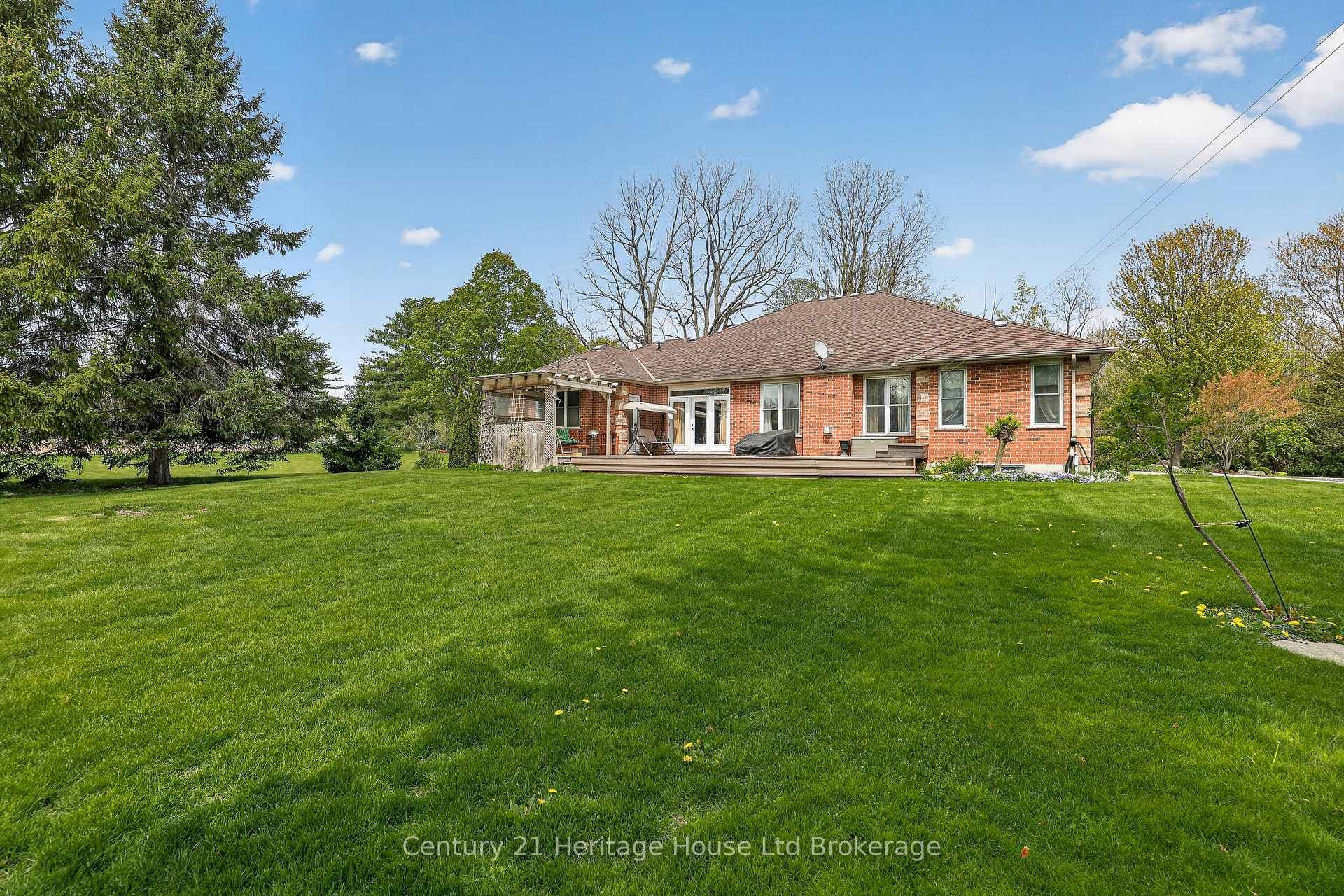 15 Hampden Street photo 43