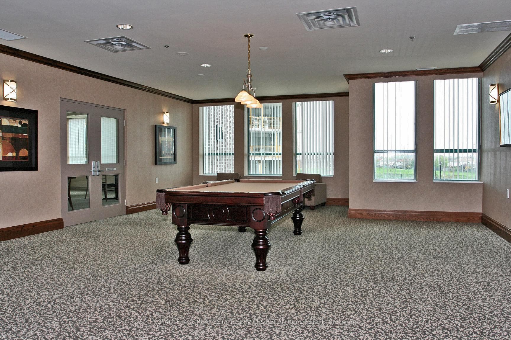 4900 Glen Erin Drive Unit 207 photo 31
