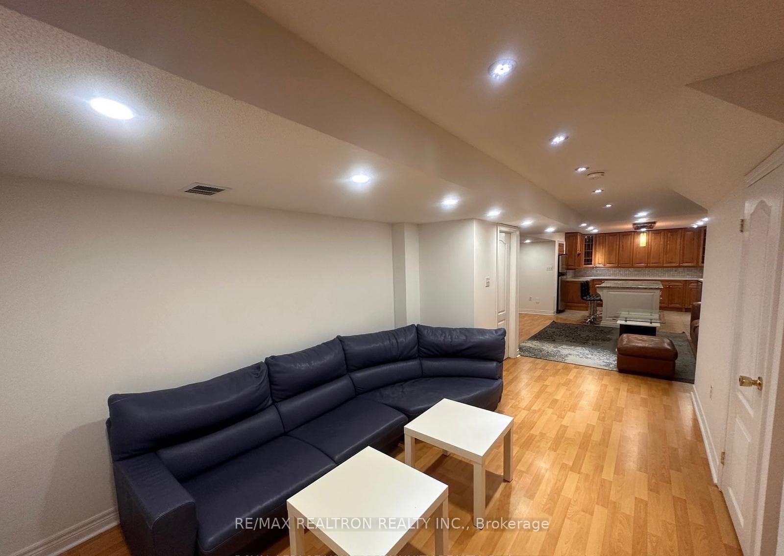 20 Maple Forest Drive Unit Bsmt photo 11