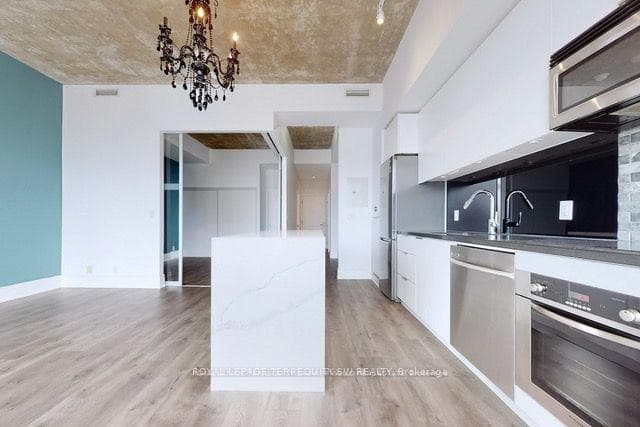 478 King Street Unit 1108 photo 7