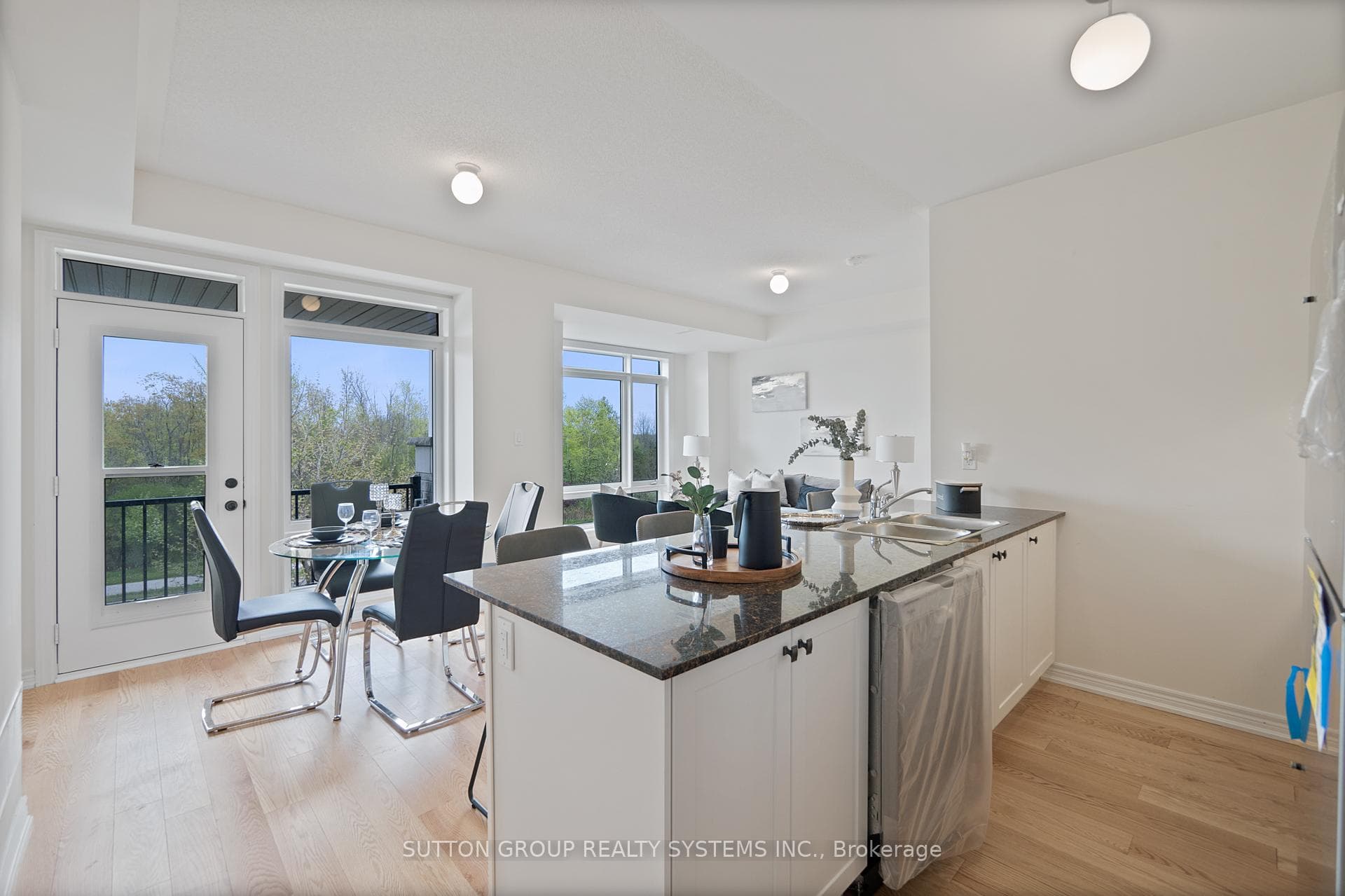 412 Salem Road photo 20