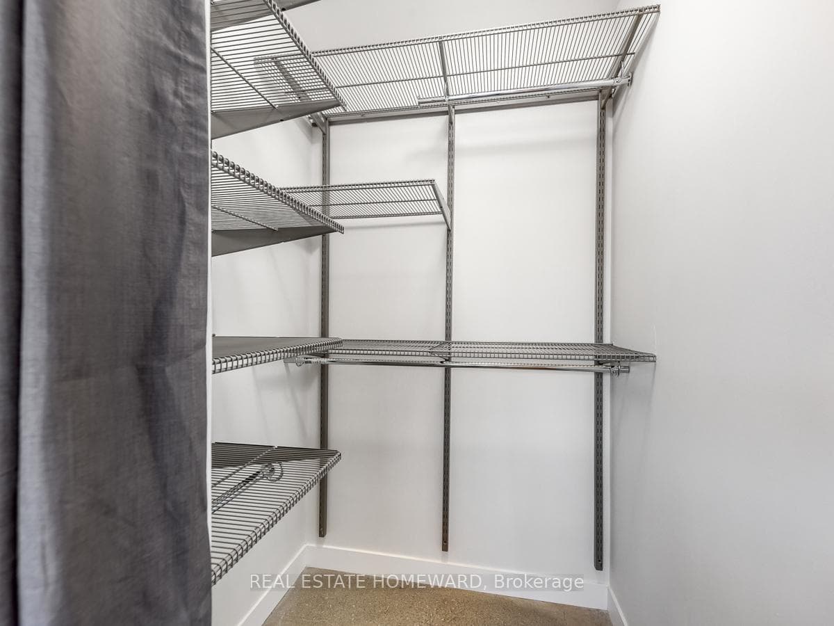 569 King Street Unit 408 photo 14
