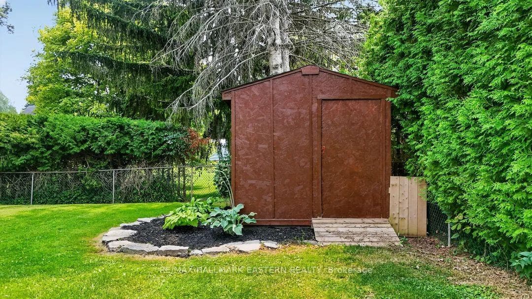 257 White Street photo 35