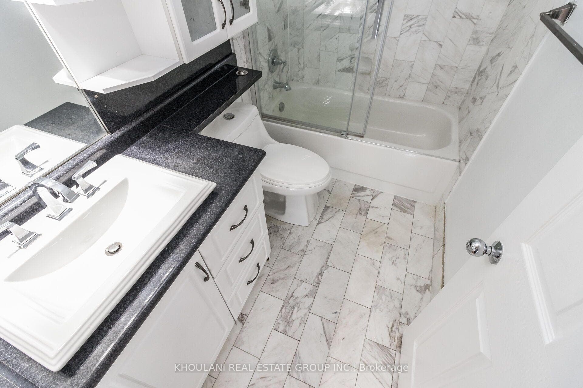 335 Webb Drive Unit 2006 photo 31
