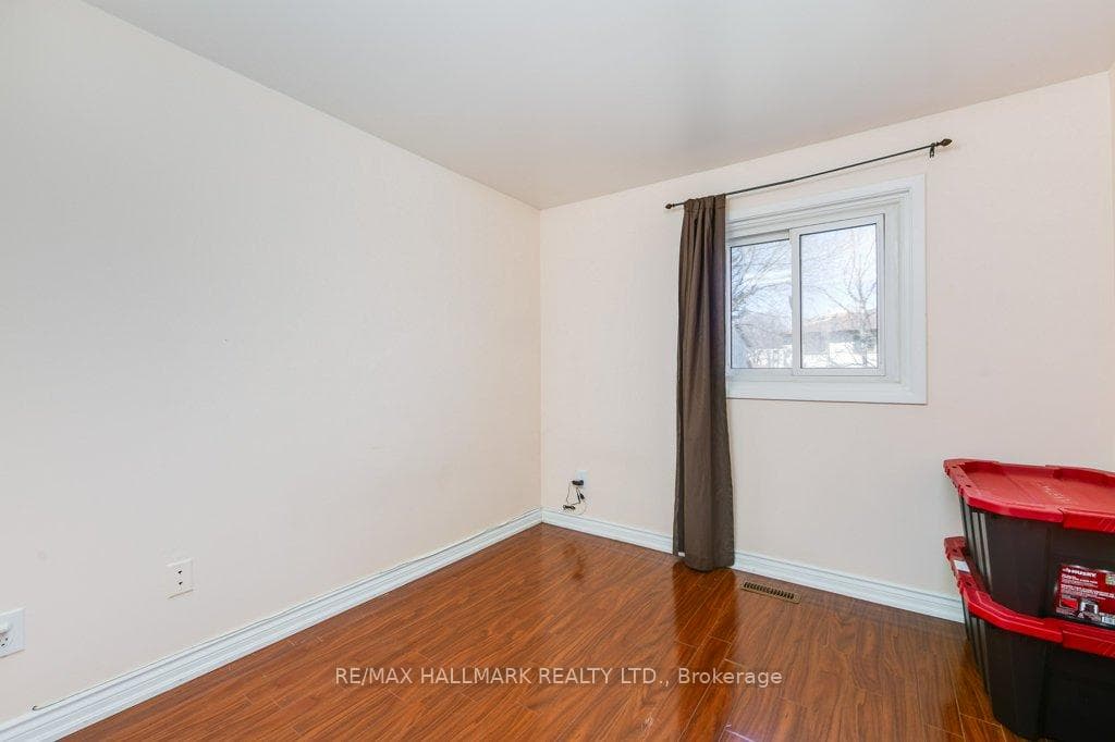 18 Coxworth Crescent photo 19