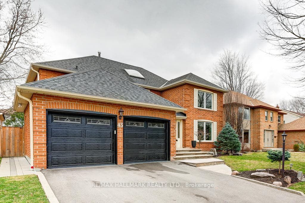43 Meyer Circle photo 1