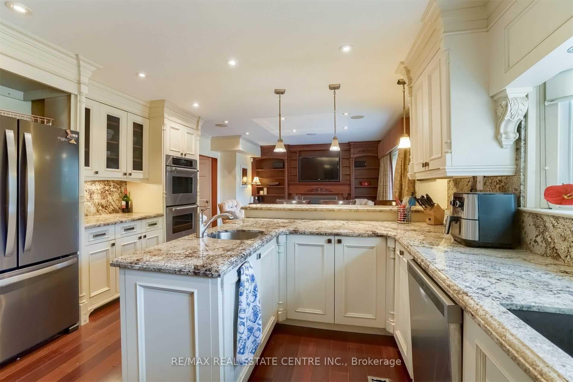 41 Clearside Place photo 14