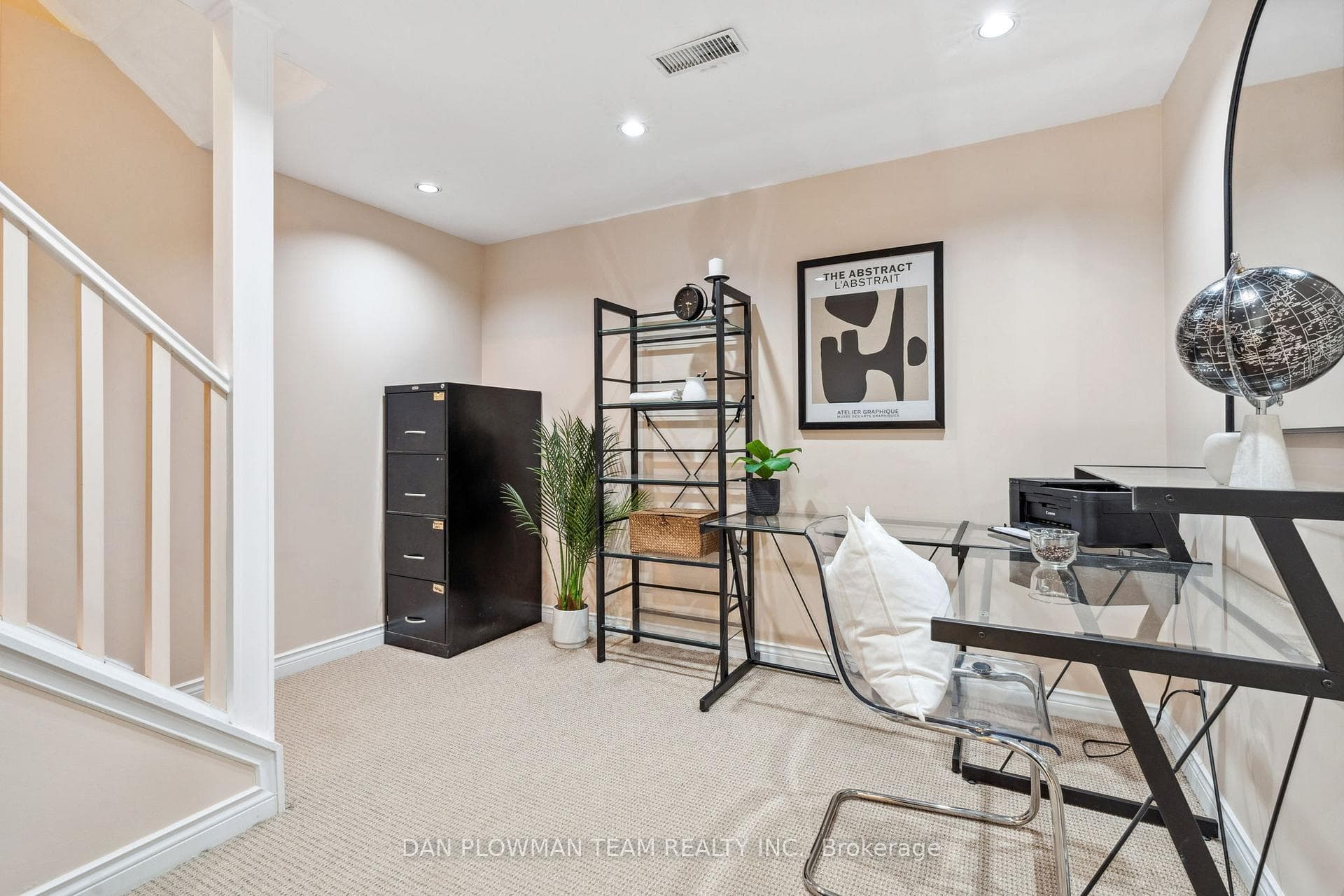 28 Mull Crescent photo 29
