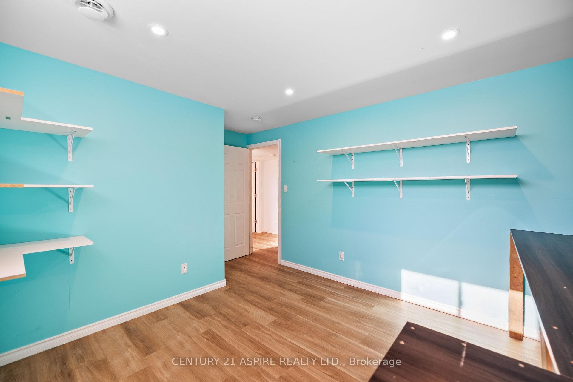 84 Sandy Beach Road photo 25