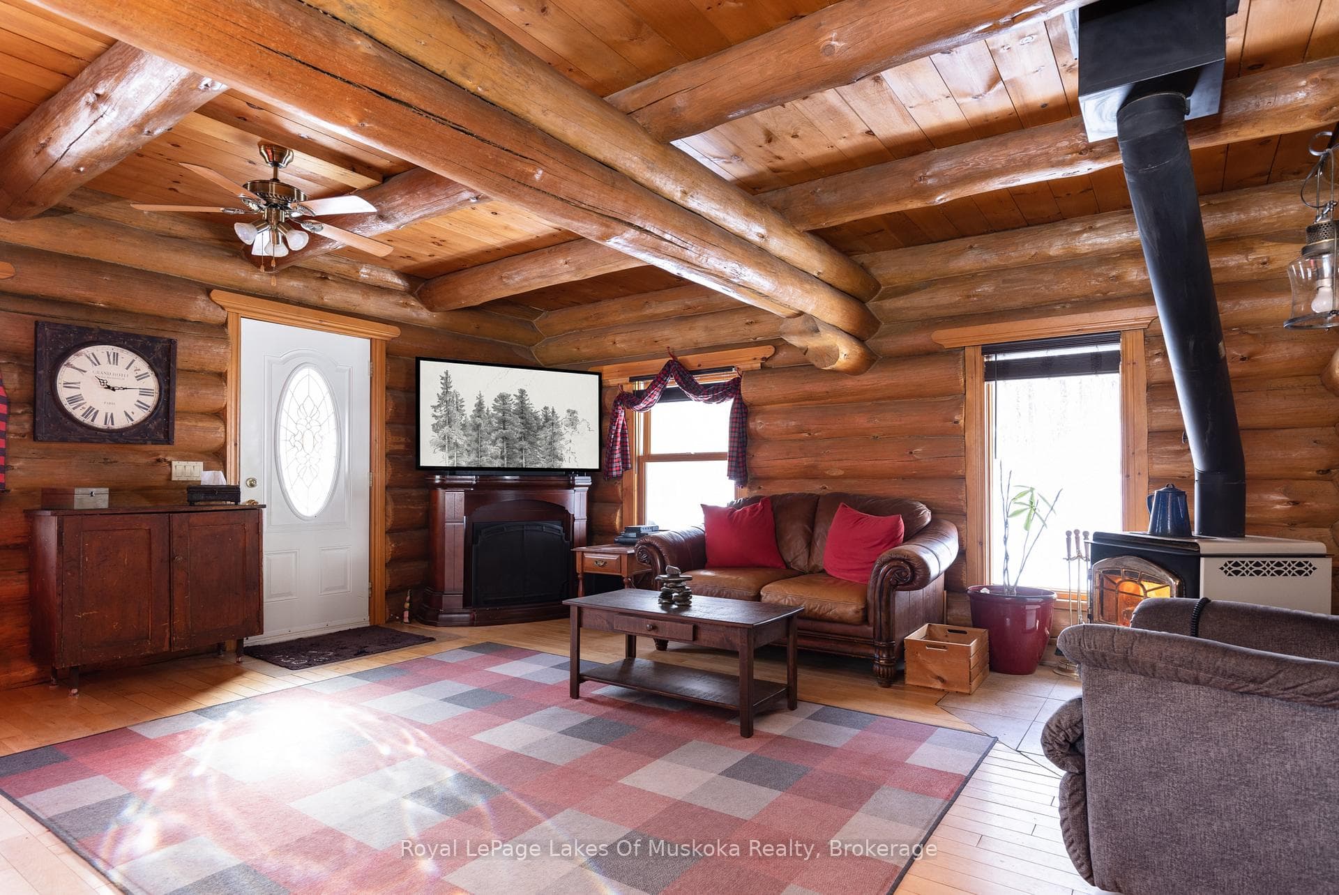 259 Lakeshore Road photo 10