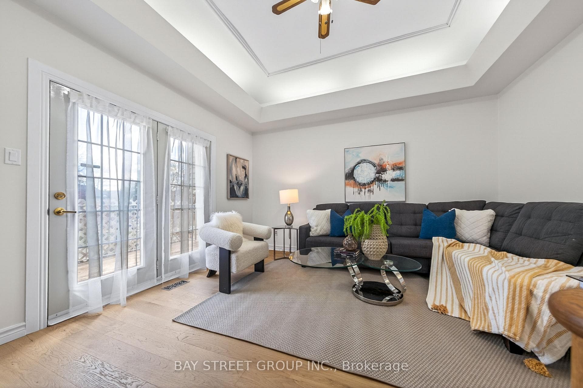 145 Sandyhook Square photo 9