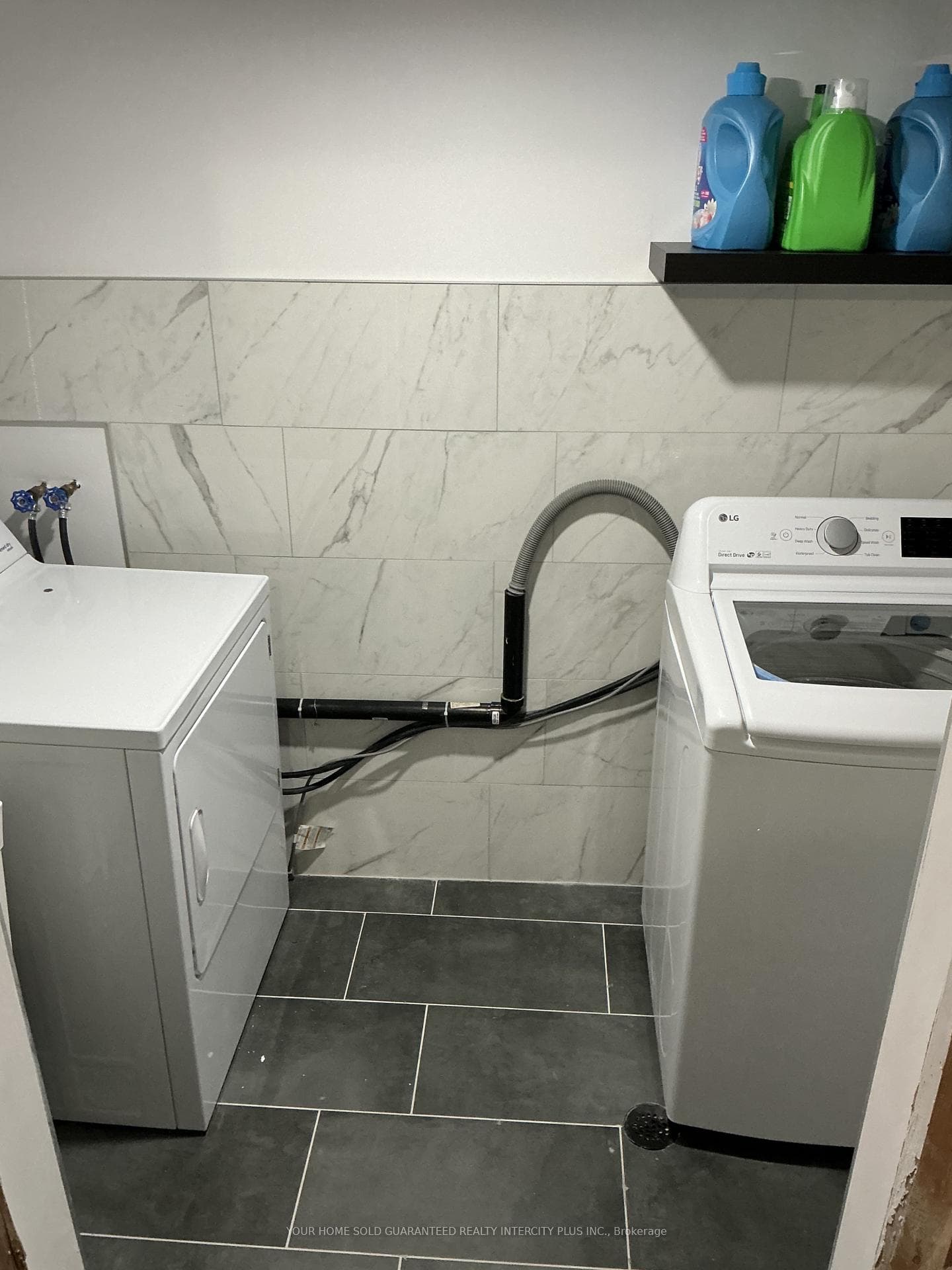 88 Casabel Drive Unit BSMT photo 30