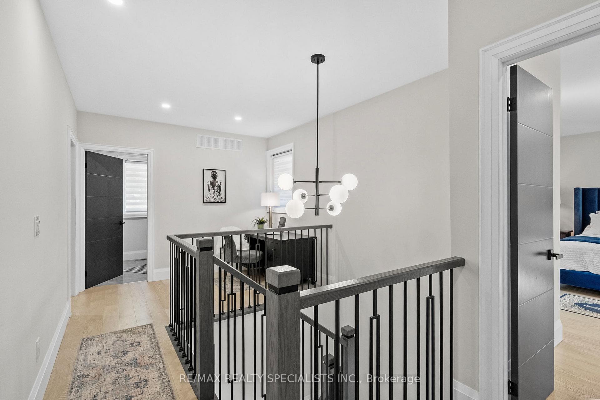24 Peel Street photo 20