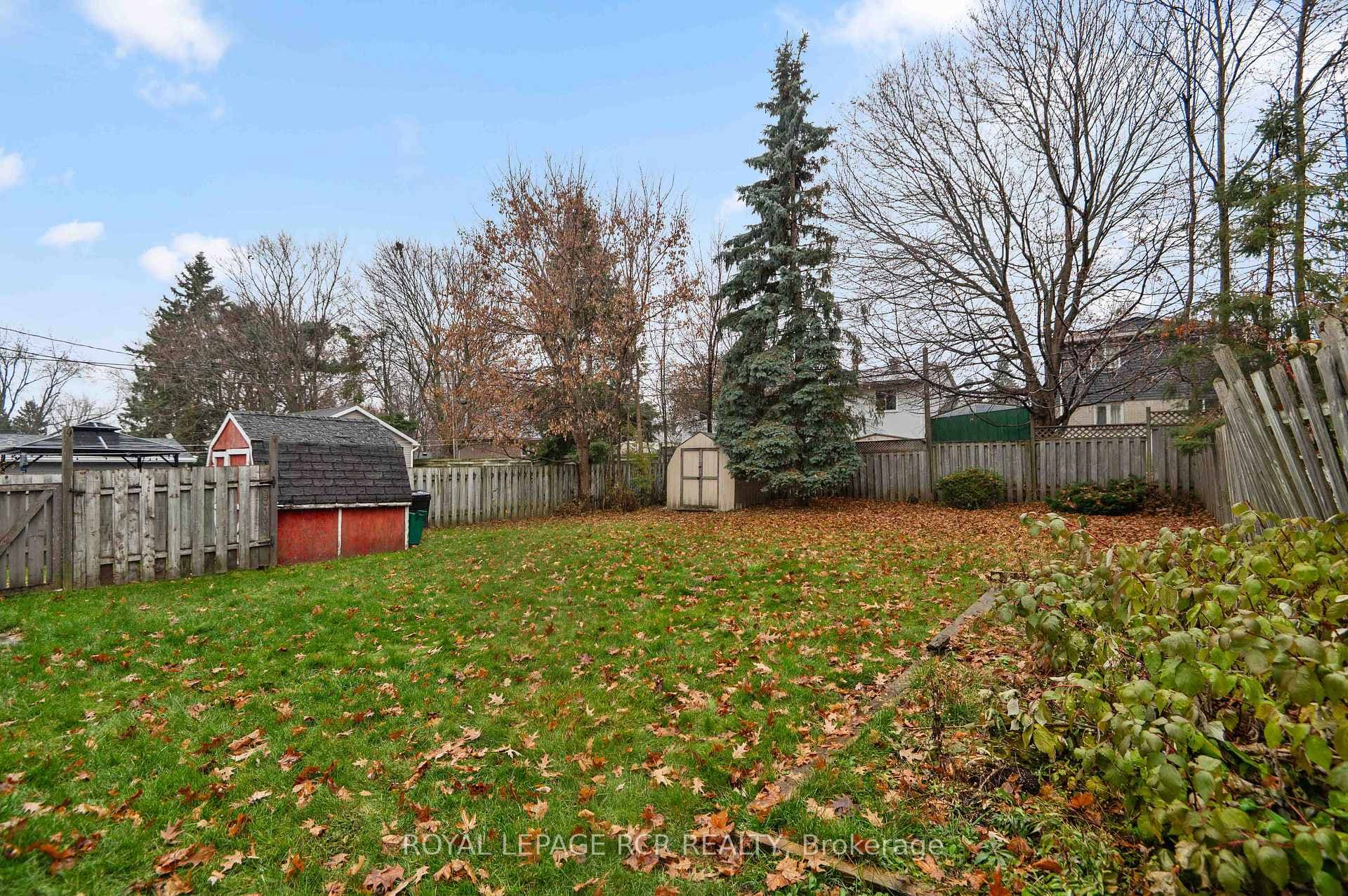 86 Bythia Street photo 41