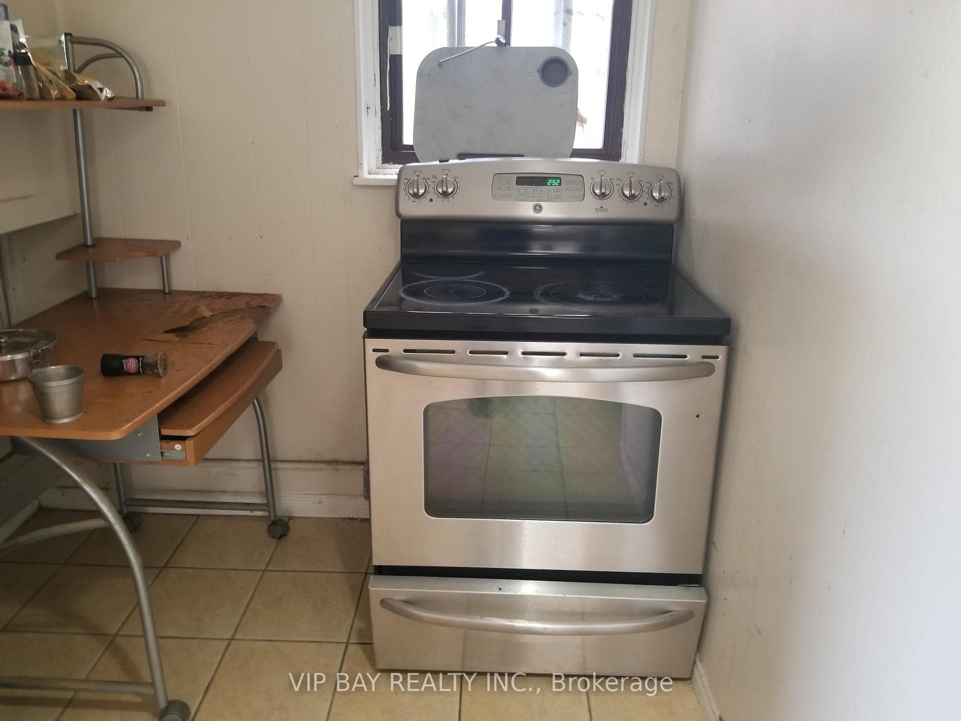 52 Athabaska Avenue photo 27