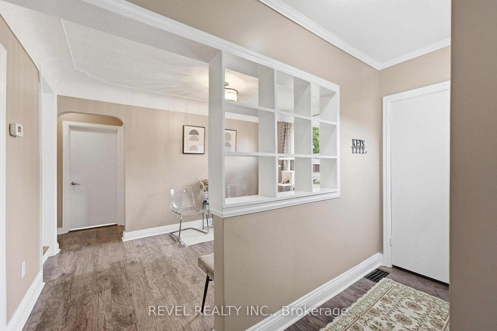 481 Upper Gage Avenue photo 7