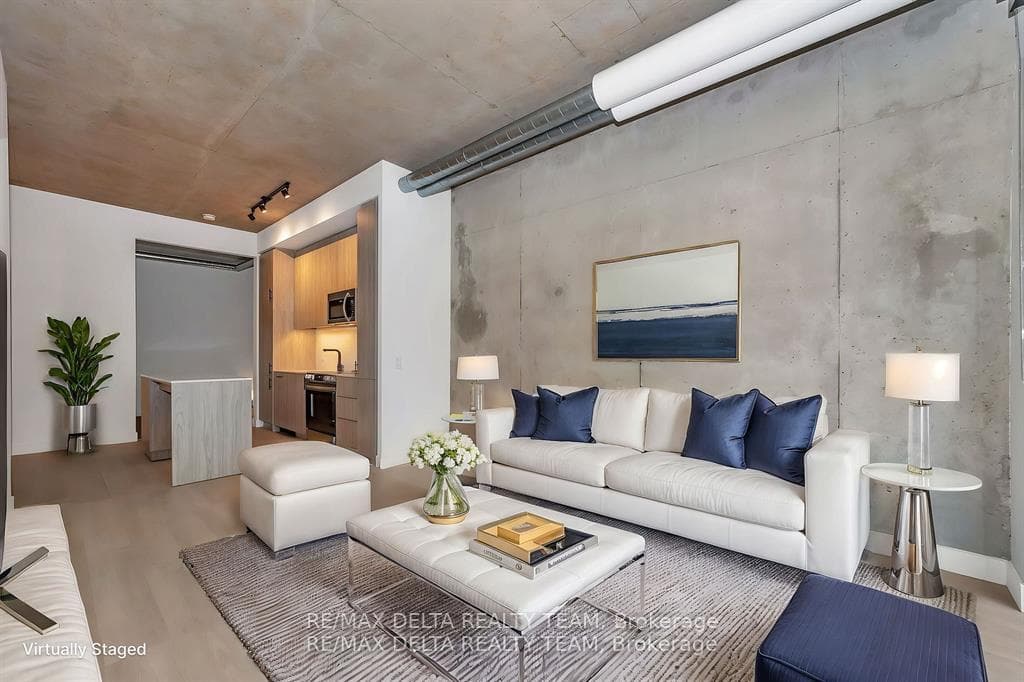 10 James Street Unit 208 photo 4