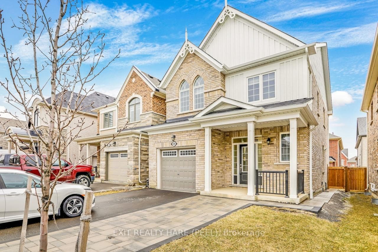 40 Speckled Alder Street photo 4