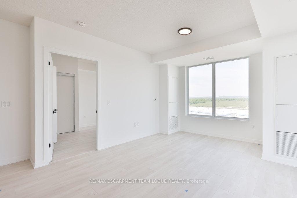 4878 Powers Common Unit 1508D photo 16