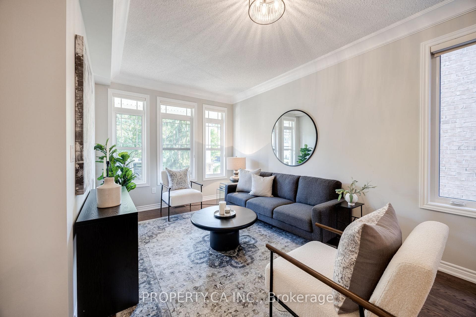 95 Foxtail Court photo 4