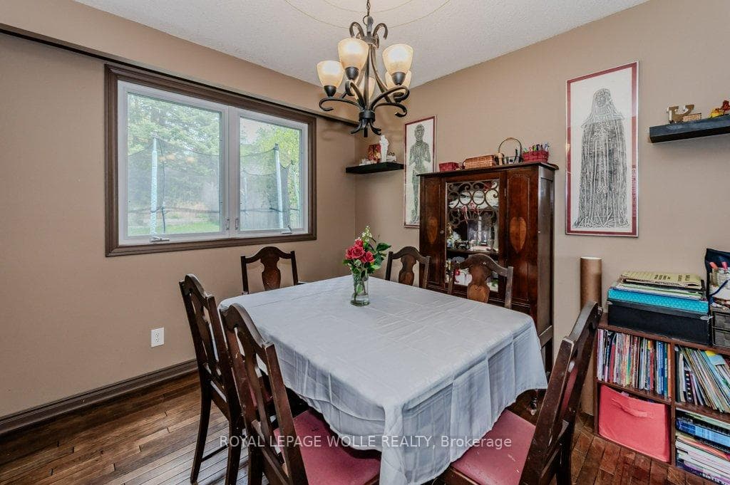 8 Elm Ridge Drive photo 5