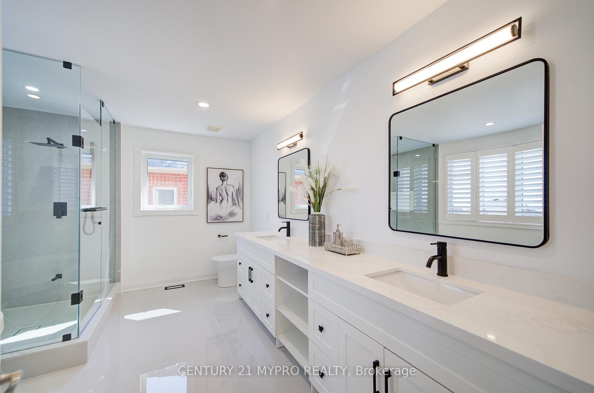 64 Glengordon Crescent photo 27