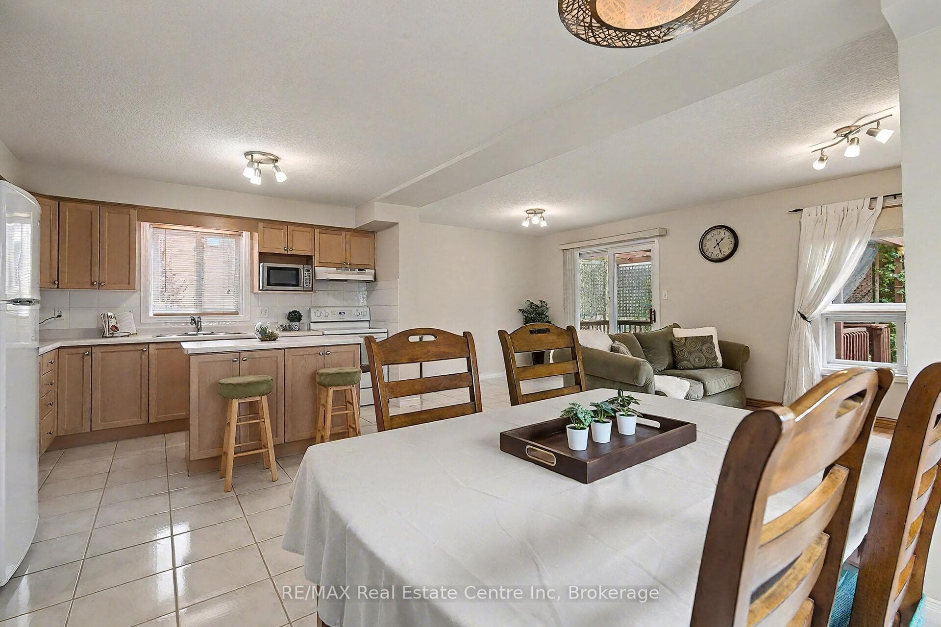 31 Gibb Street photo 9
