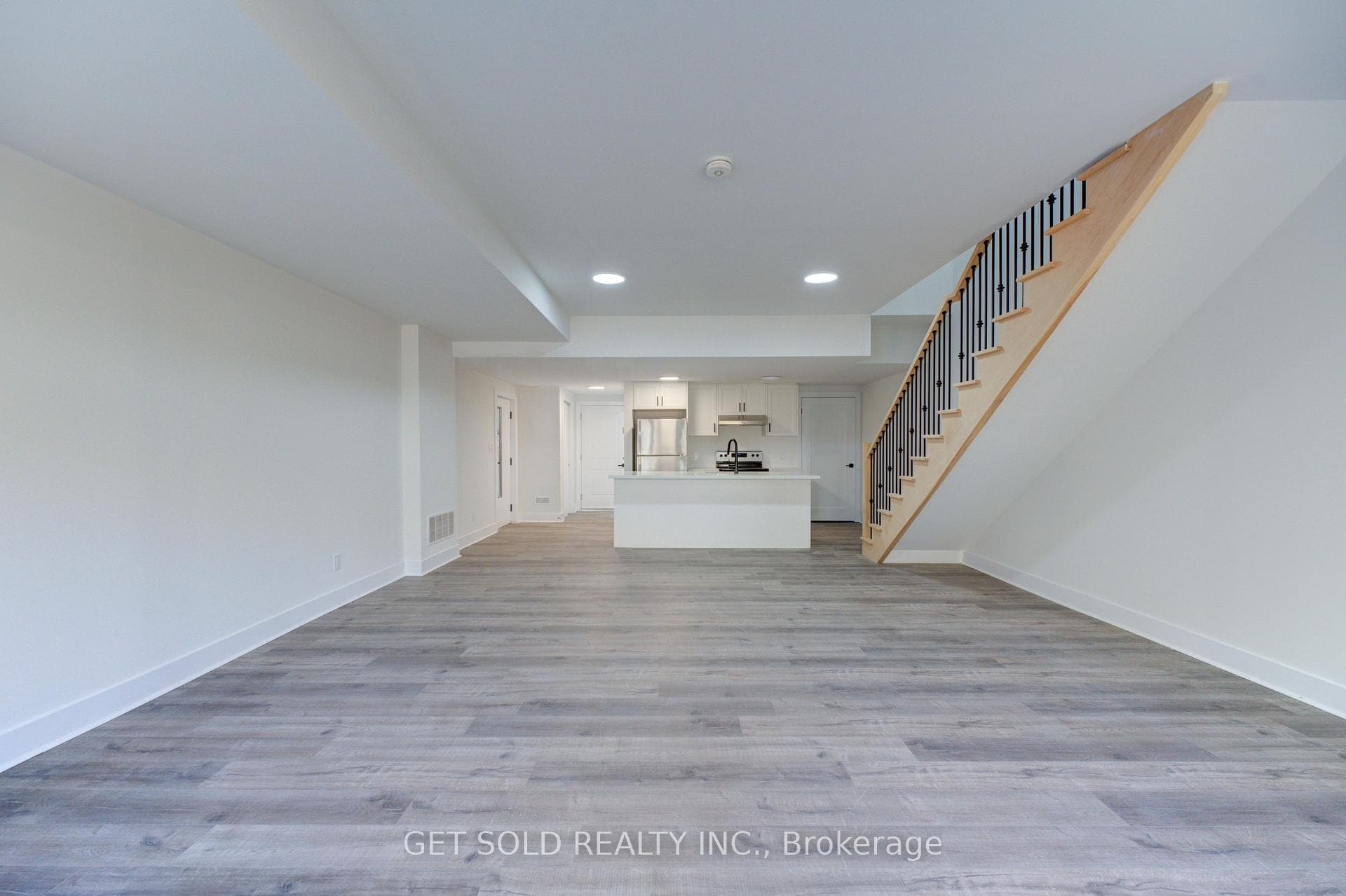 6701 Thorold Stone Road Unit 4 photo 4