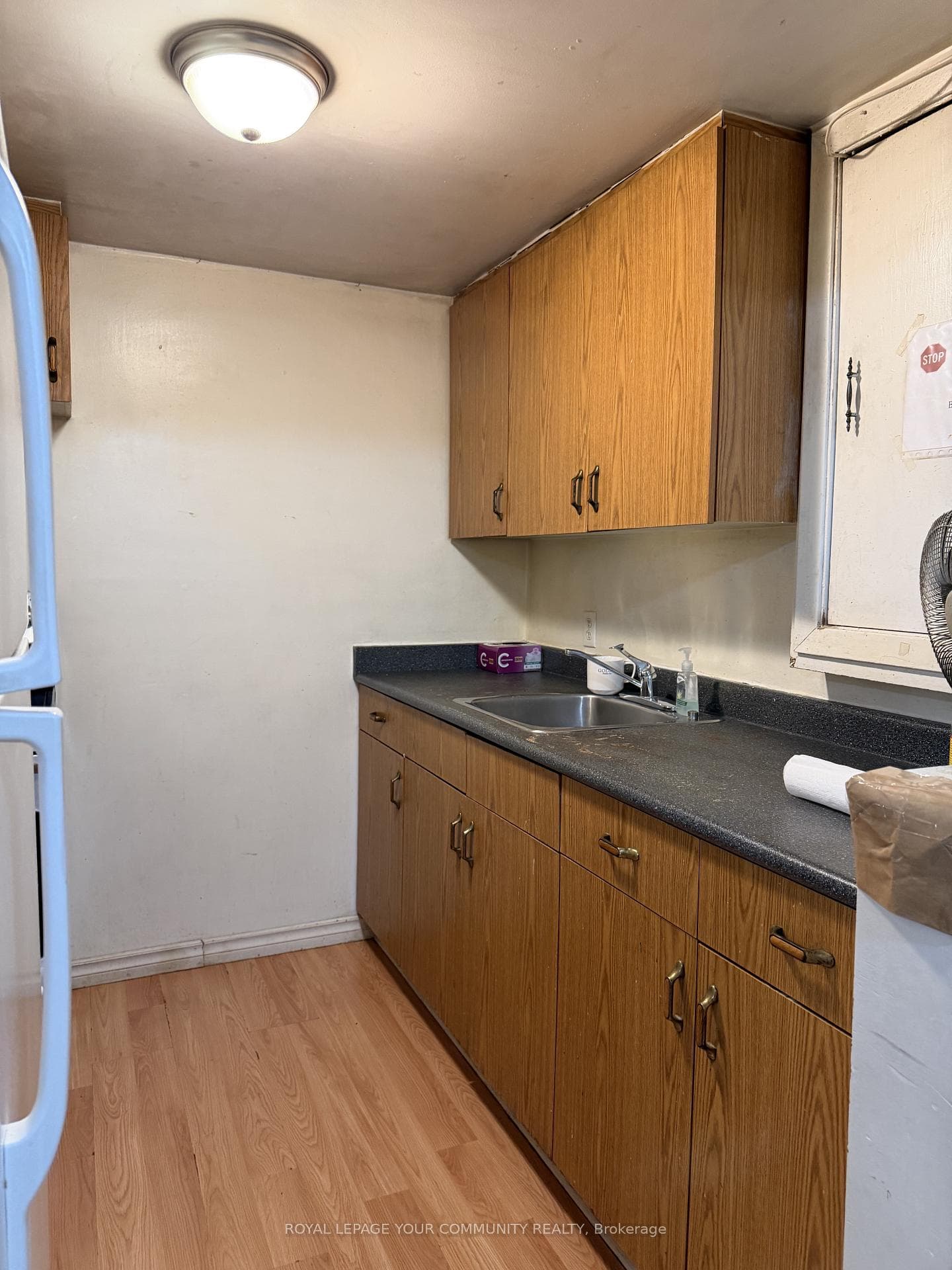 7695 Anaka Drive photo 9