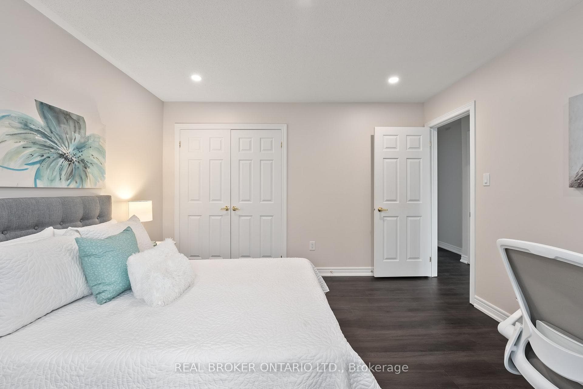99 Limeridge Street photo 13