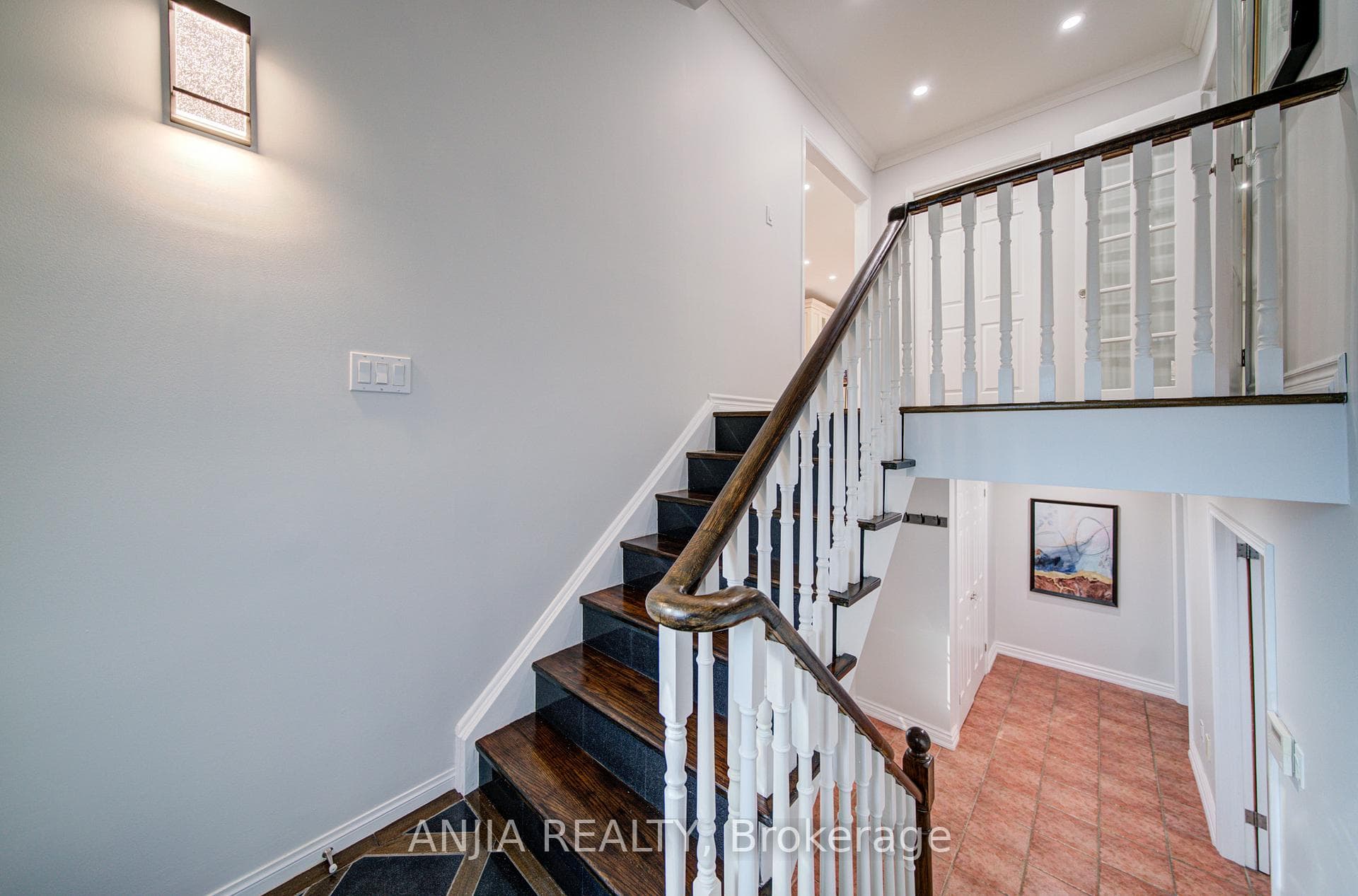70 Briarwood Road photo 20