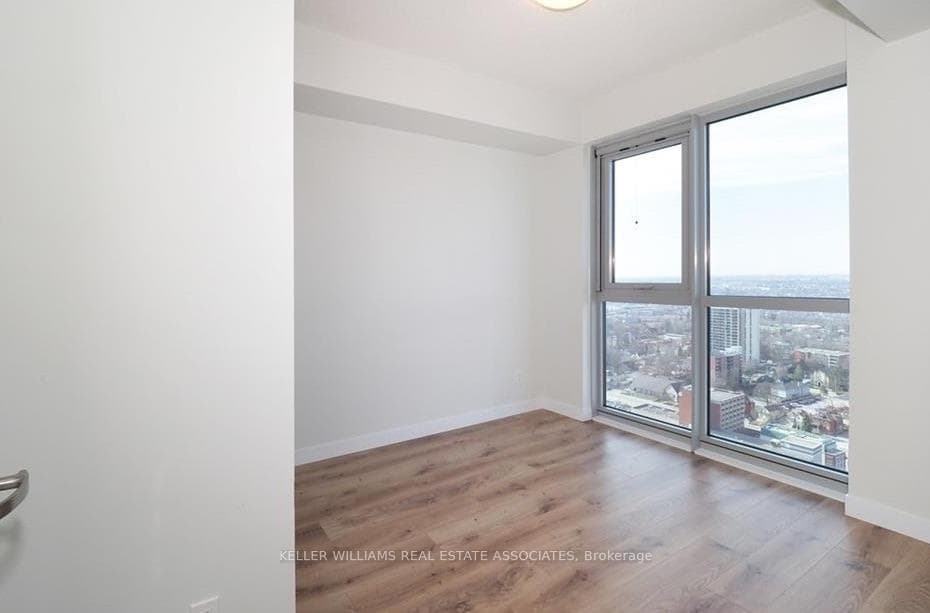 60 Frederick Street Unit 2911 photo 26