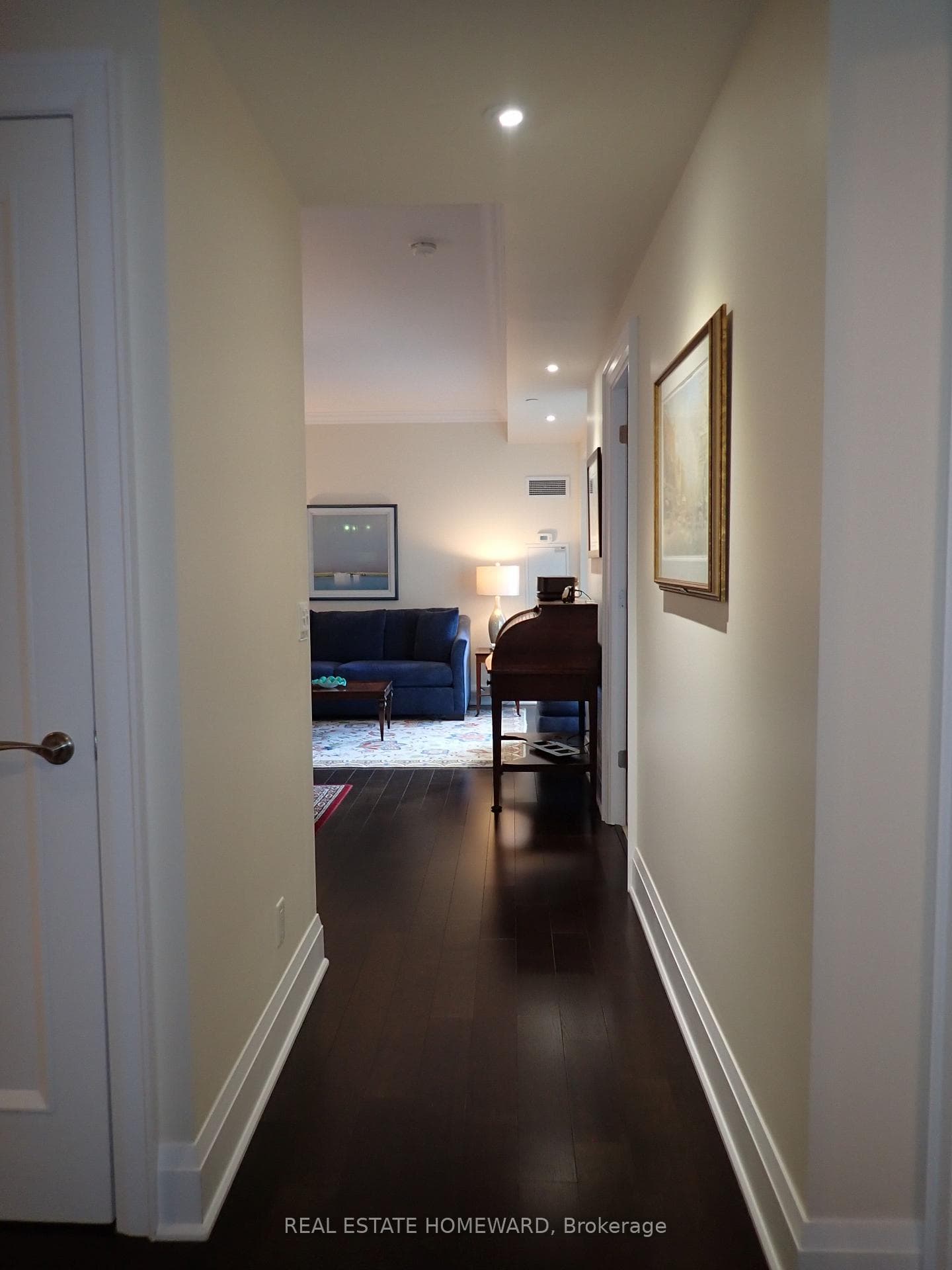 1888 Bayview Avenue Unit 504 photo 4